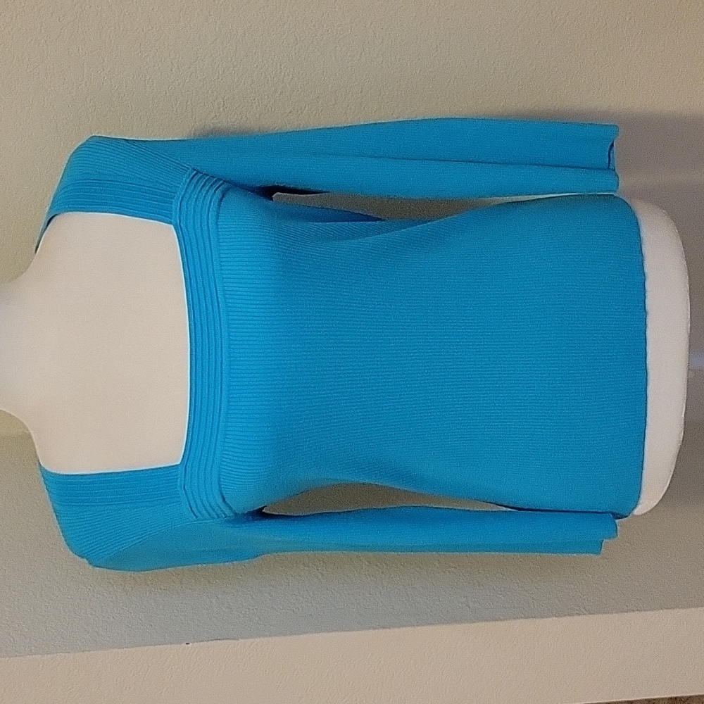 POINTELLE TURQUOISE SQUARE NECK TOP.....MEDIUM